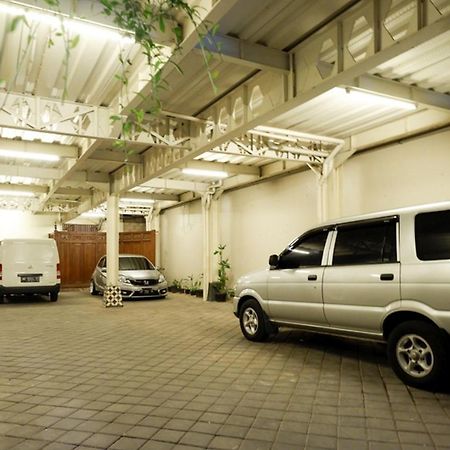 Urbanview Rumah Kandjani Yogyakarta Kejayan Extérieur photo
