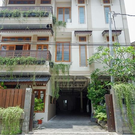 Urbanview Rumah Kandjani Yogyakarta Kejayan Extérieur photo
