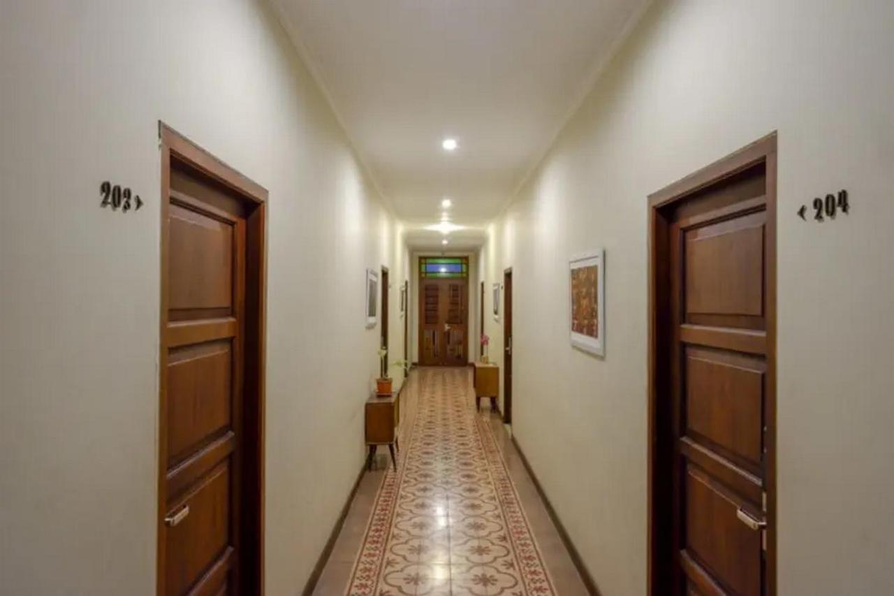 Urbanview Rumah Kandjani Yogyakarta Kejayan Extérieur photo
