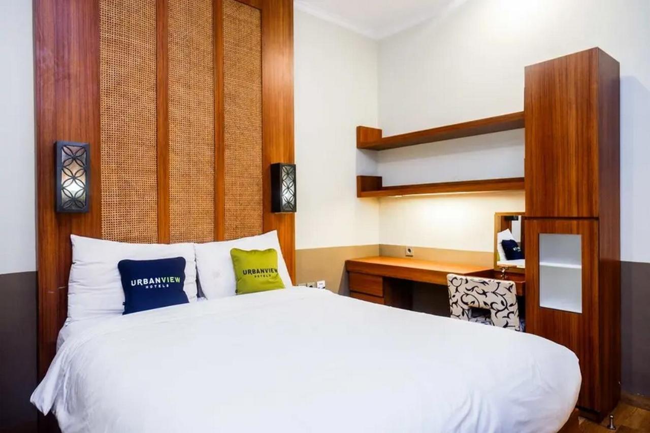 Urbanview Rumah Kandjani Yogyakarta Kejayan Extérieur photo