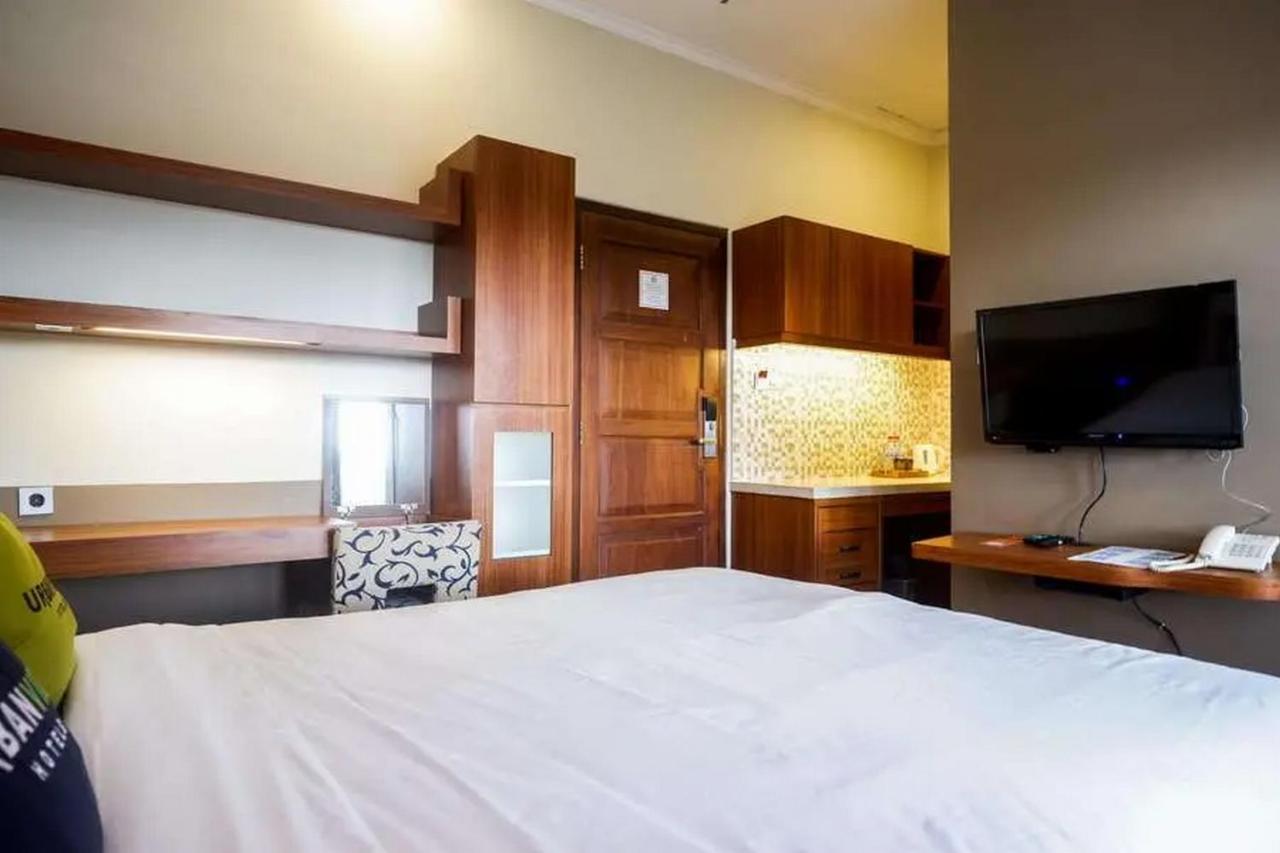 Urbanview Rumah Kandjani Yogyakarta Kejayan Extérieur photo